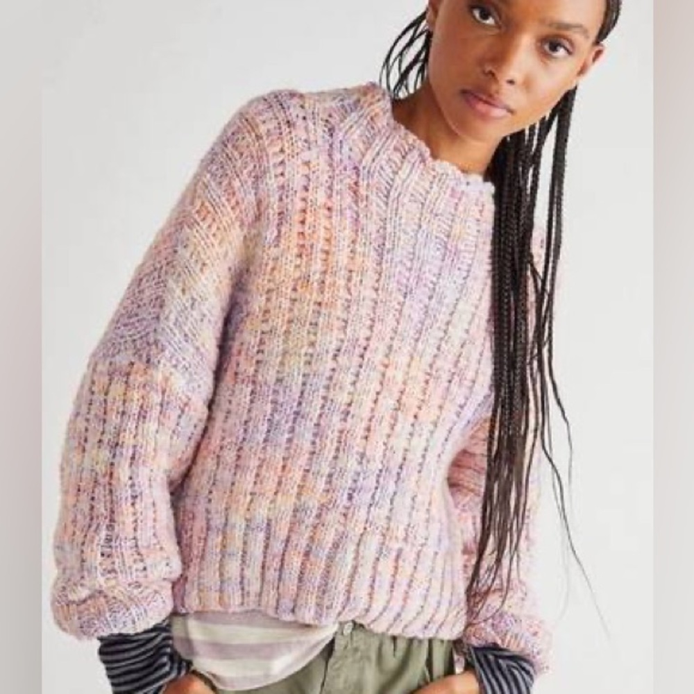 Free People Confetti Pullover Cropped Oversized snuggly Pink Sweater Size M
